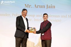 6-Prateek-Madhav-Honouring-Arun-Jain